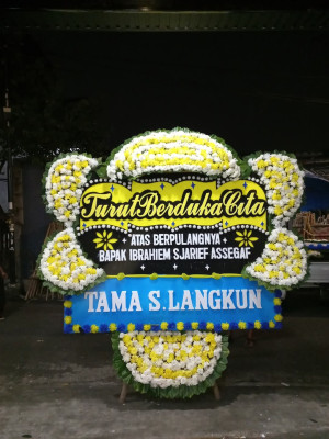 Papan Bunga Duka di Kuwarasan