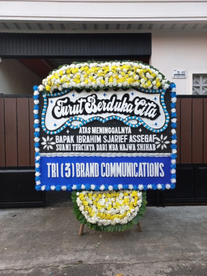 Papan Bunga Duka di Kuwarasan